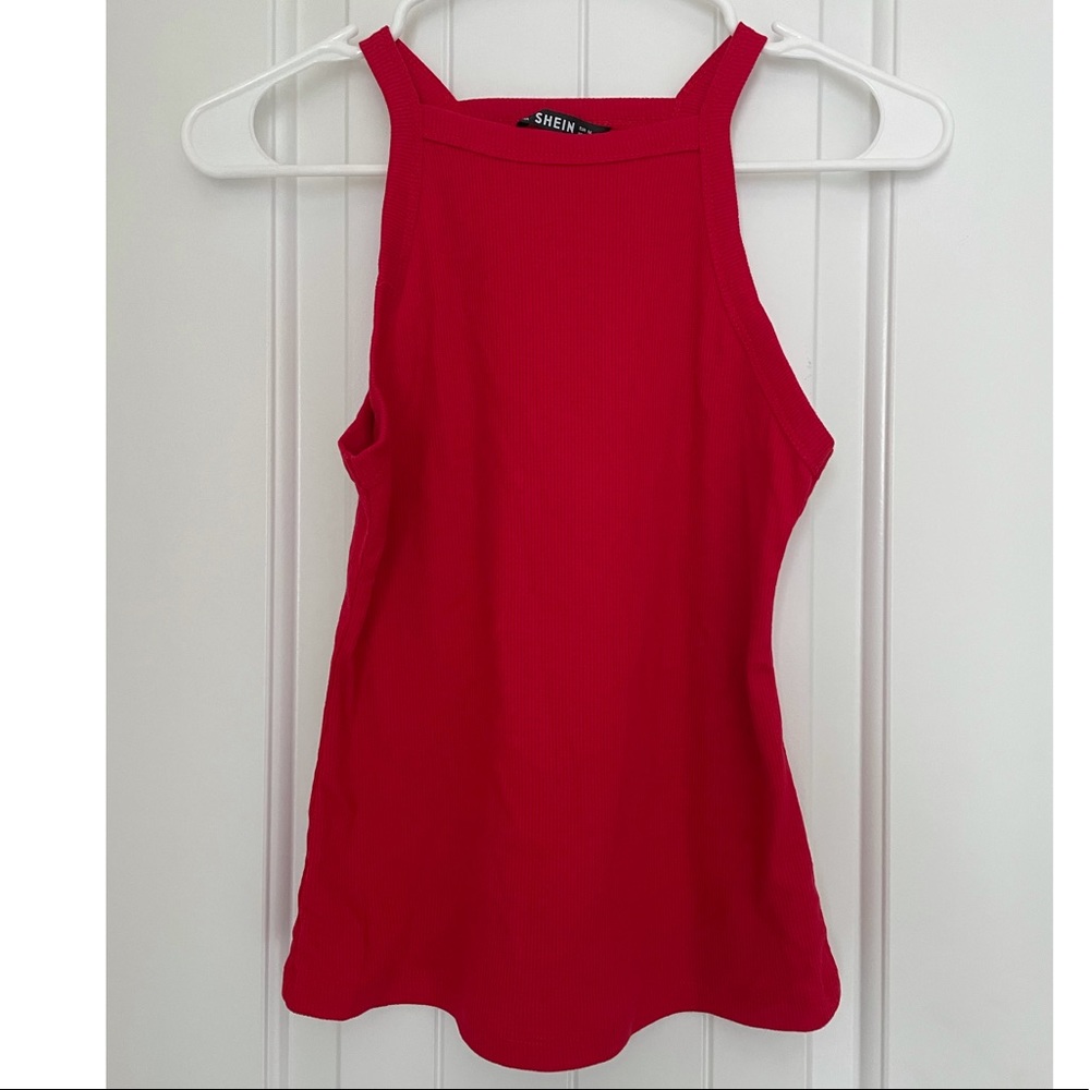 red tank top